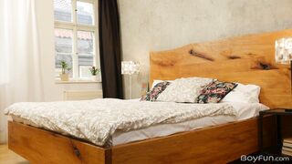 Lost Boy (Jake Hunter, Mark Troy)