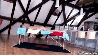 2 Horny Guys Fuck After Massage