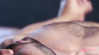 Hugo Arenas - Porno Debut