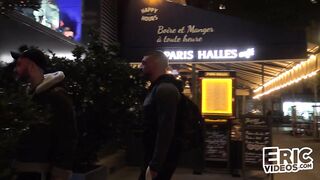 Tourist lost in Paris finds 2 cocks